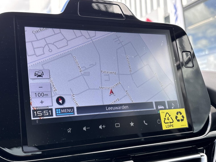 Vehicle Image 21
