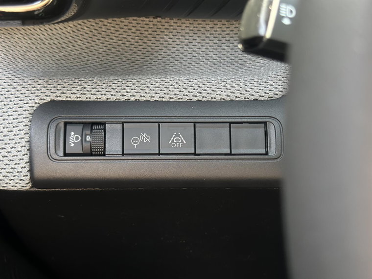 Vehicle Image 26