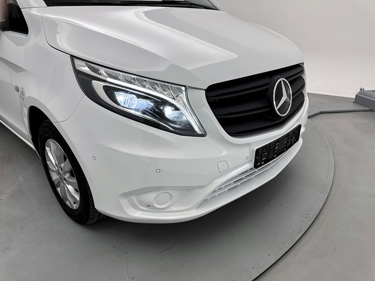 Vehicle Image 40