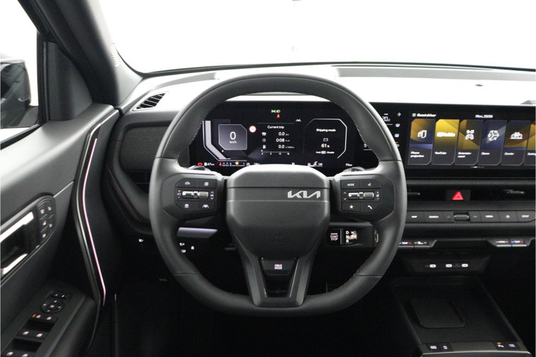 Vehicle Image 33
