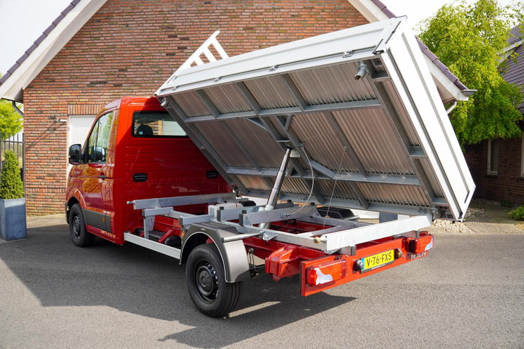 Vehicle Image 15