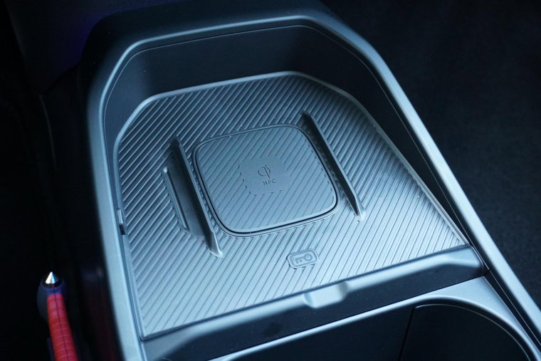 Vehicle Image 36