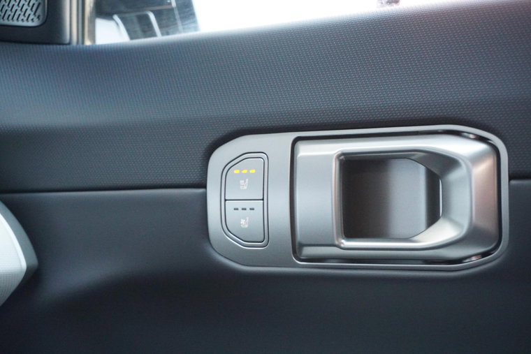 Vehicle Image 53