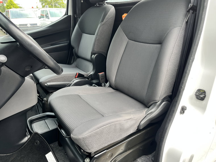 Vehicle Image 36