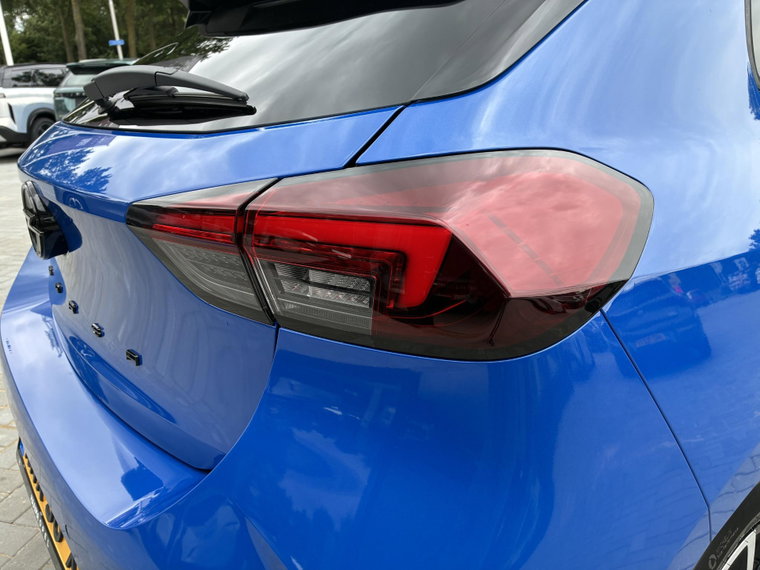 Vehicle Image 37