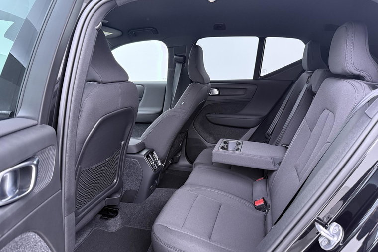Vehicle Image 45