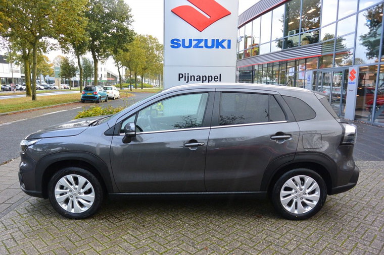 Vehicle Image 4