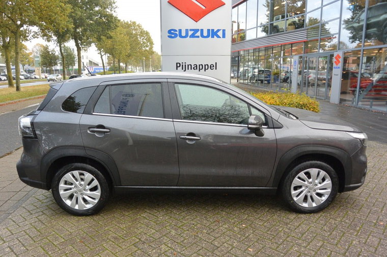 Vehicle Image 8
