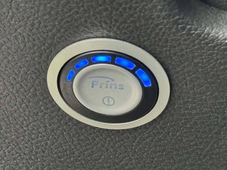 Vehicle Image 33
