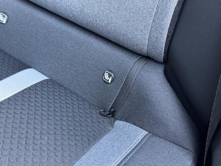 Vehicle Image 24