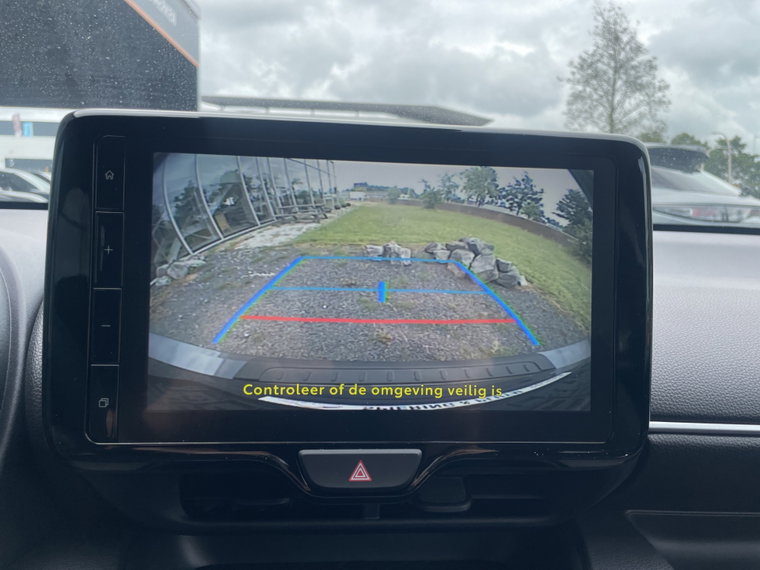 Vehicle Image 23