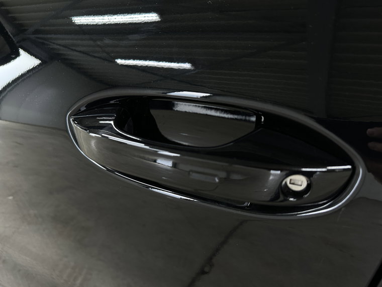 Vehicle Image 38