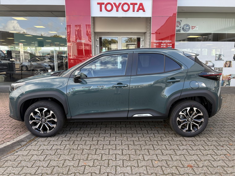 Vehicle Image 3