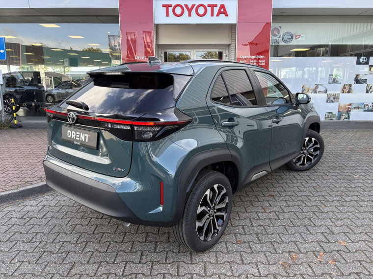 Vehicle Image 4