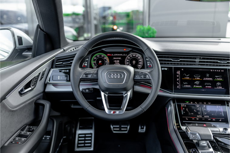 Vehicle Image 14