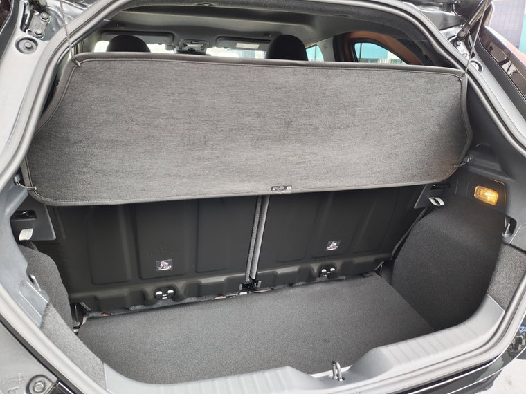 Vehicle Image 31