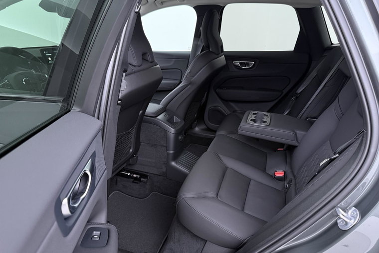 Vehicle Image 45