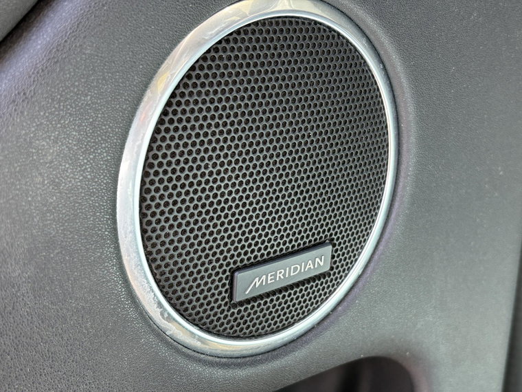 Vehicle Image 29