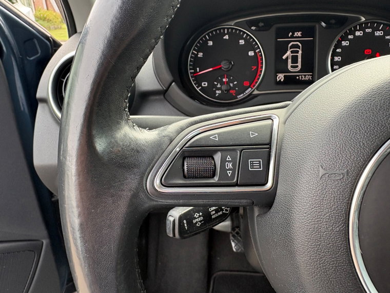 Vehicle Image 26