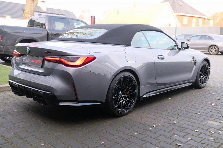 Vehicle Image 40