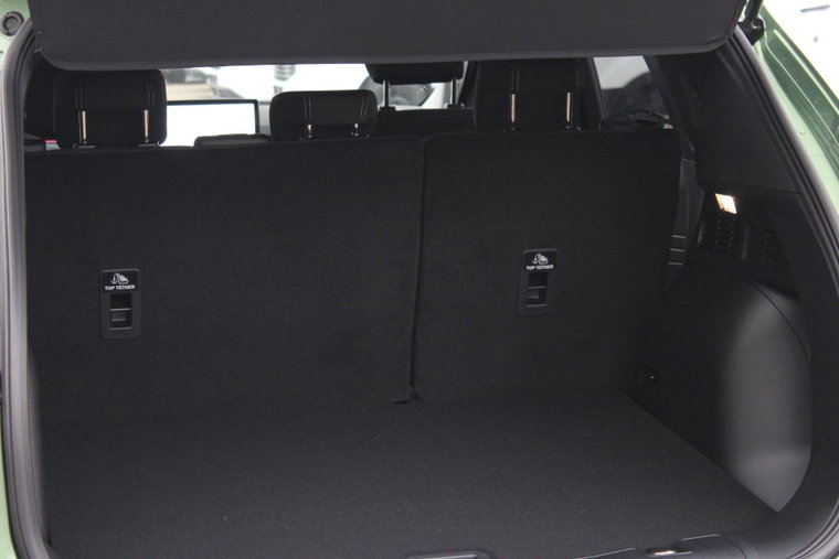 Vehicle Image 19