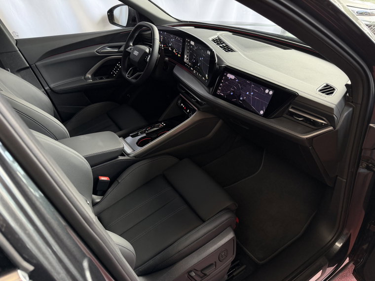 Vehicle Image 39