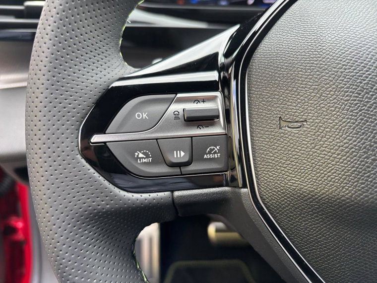Vehicle Image 24