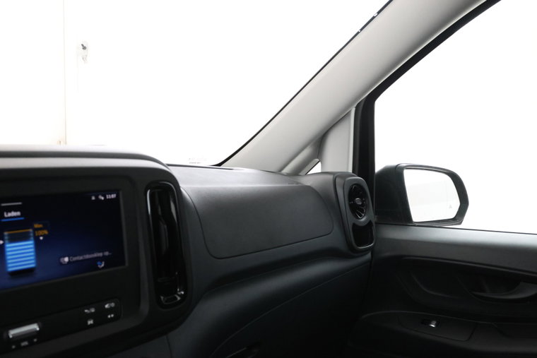 Vehicle Image 41