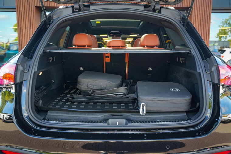 Vehicle Image 33