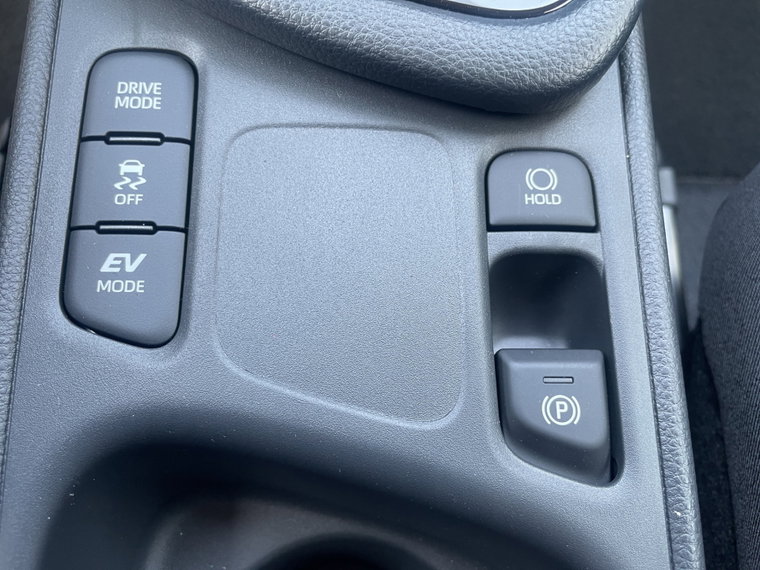 Vehicle Image 24