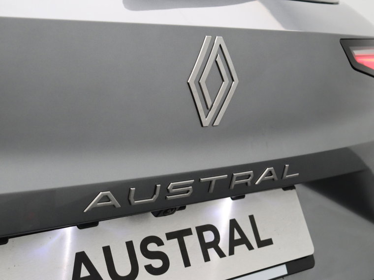 Vehicle Image 37