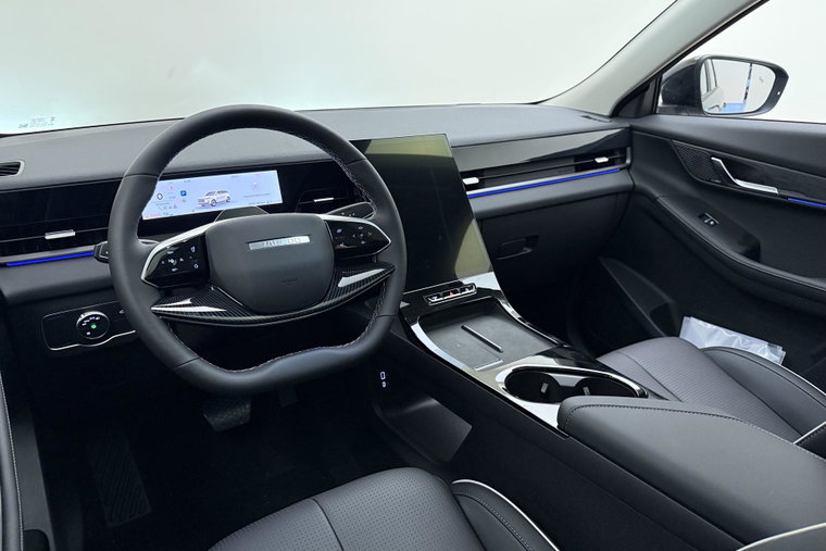 Vehicle Image 16