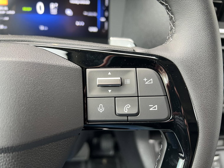 Vehicle Image 33