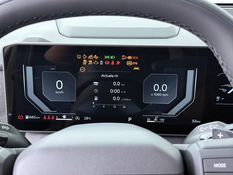 Vehicle Image 23