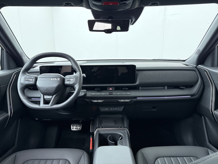 Vehicle Image 36