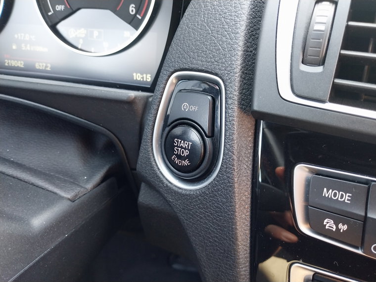 Vehicle Image 28