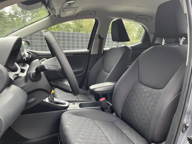 Vehicle Image 13