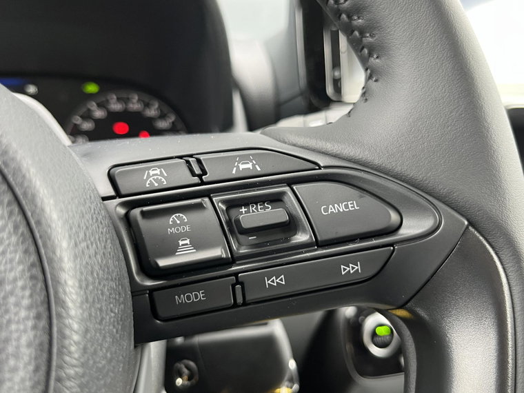 Vehicle Image 22