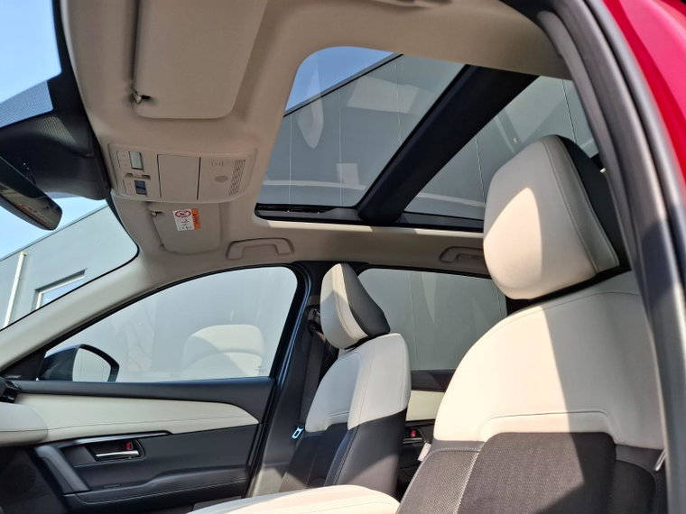 Vehicle Image 10