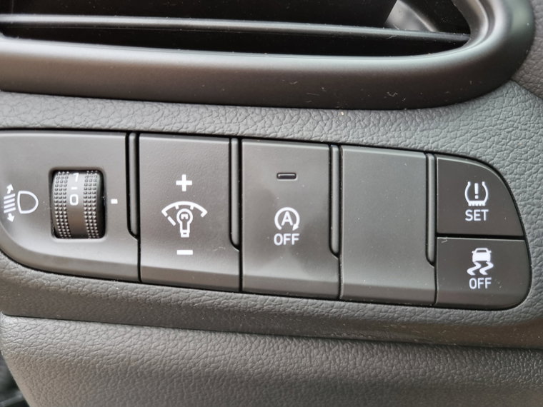 Vehicle Image 28