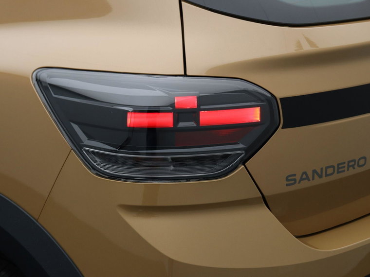 Vehicle Image 40