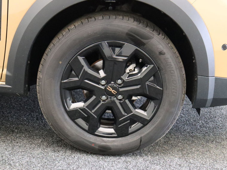 Vehicle Image 41