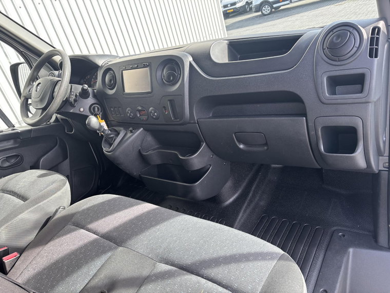 Vehicle Image 27