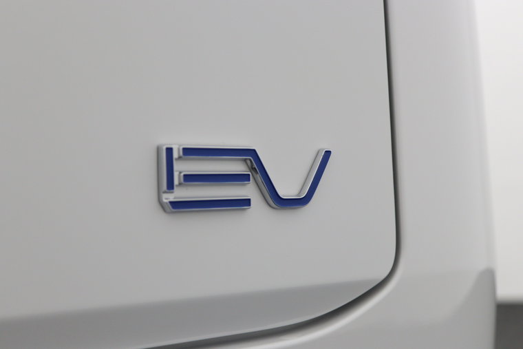 Vehicle Image 38