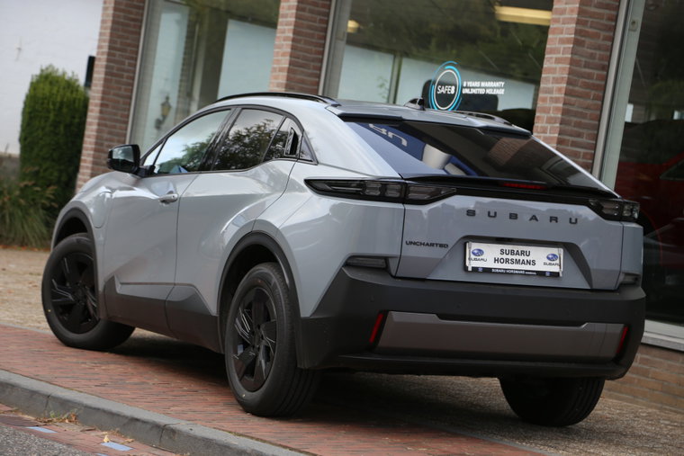 Vehicle Image 26