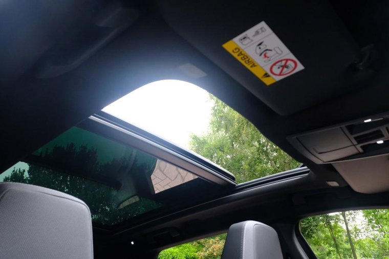 Vehicle Image 13