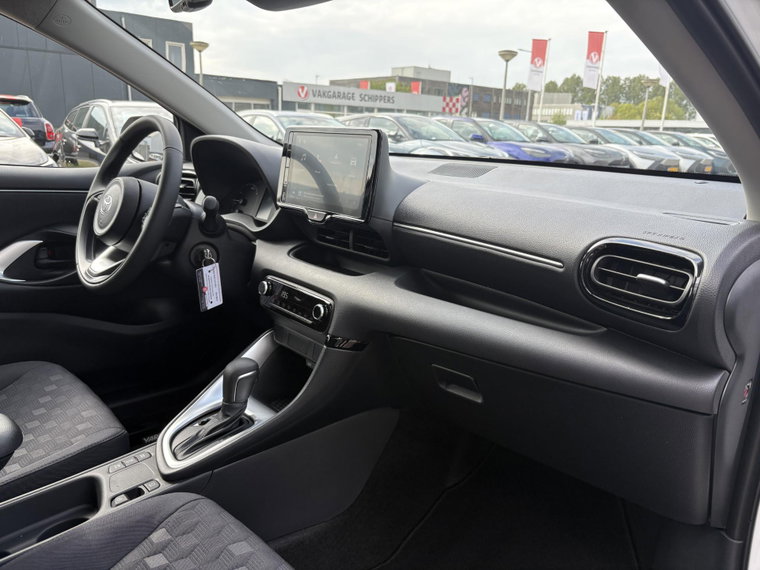Vehicle Image 9
