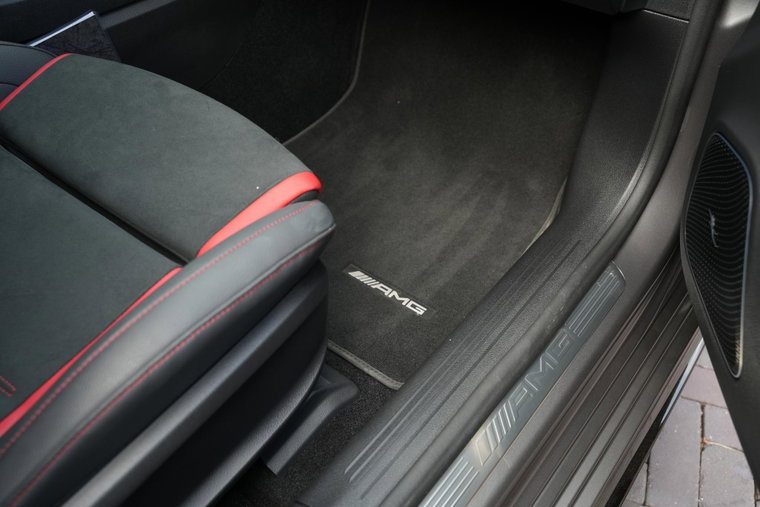 Vehicle Image 33
