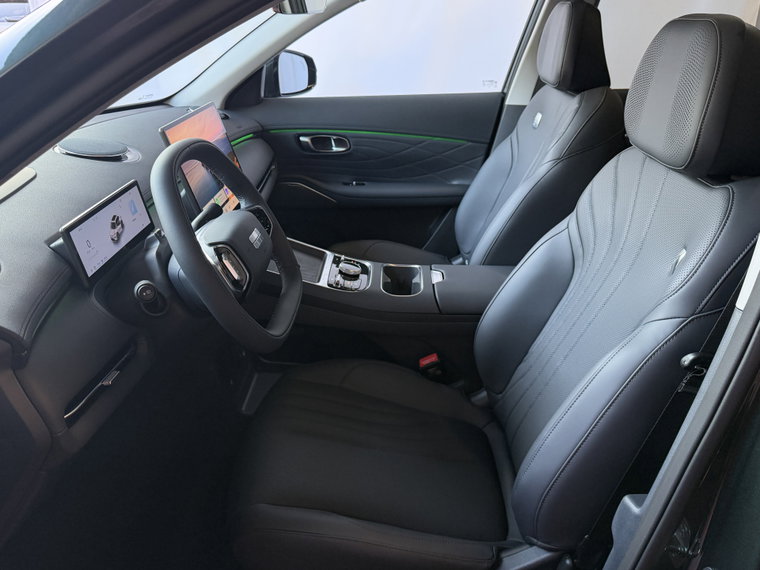 Vehicle Image 20