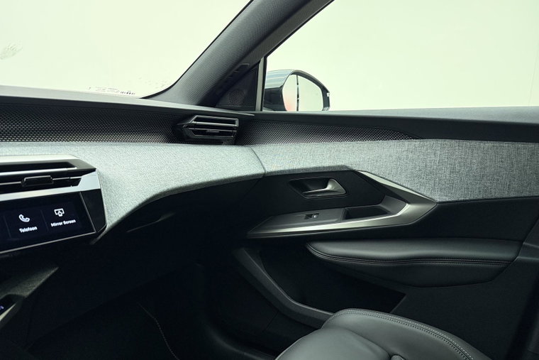 Vehicle Image 39